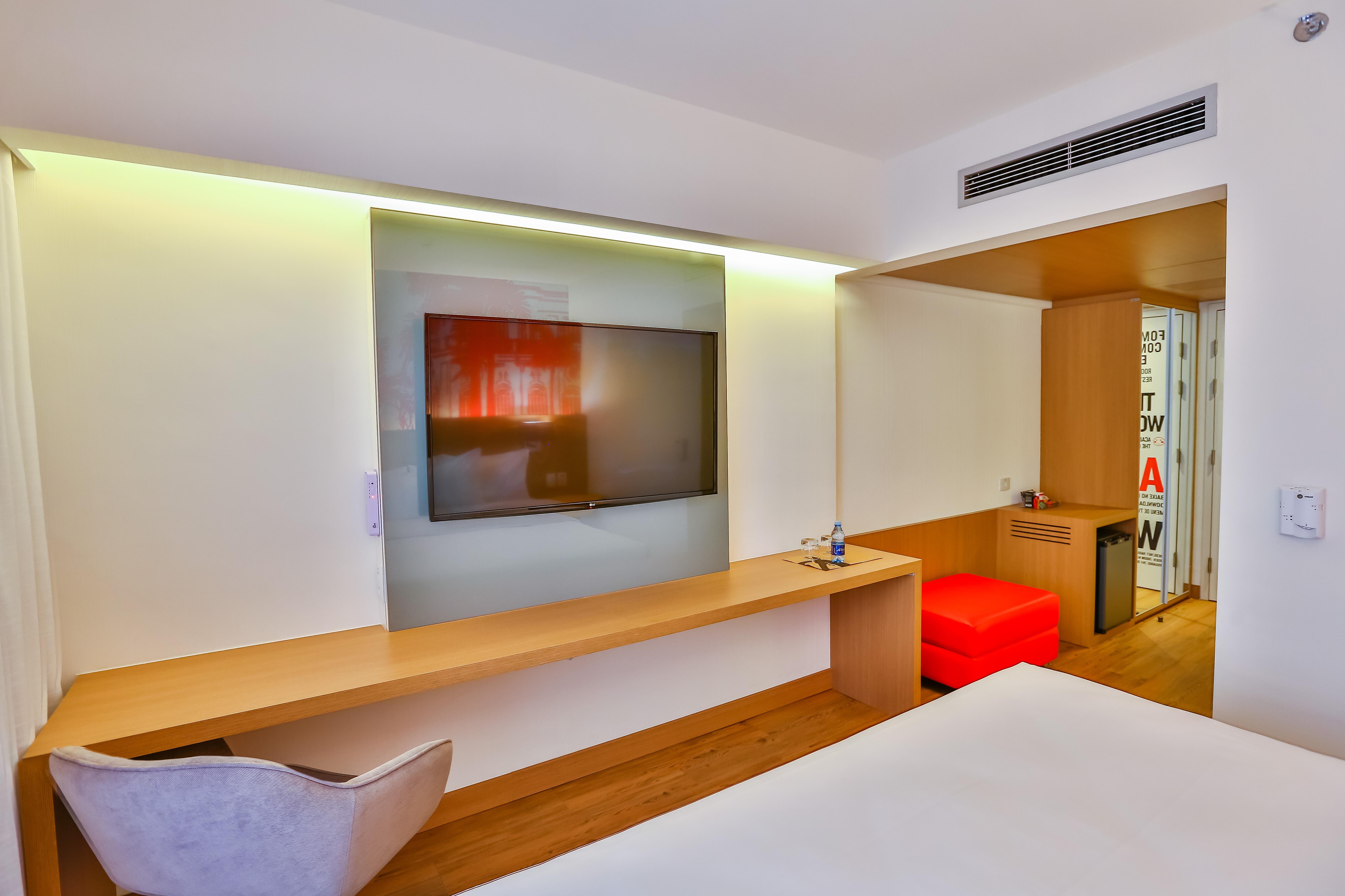 Готель Radisson Red Campinas Кампінас Екстер'єр фото A room at the hotel