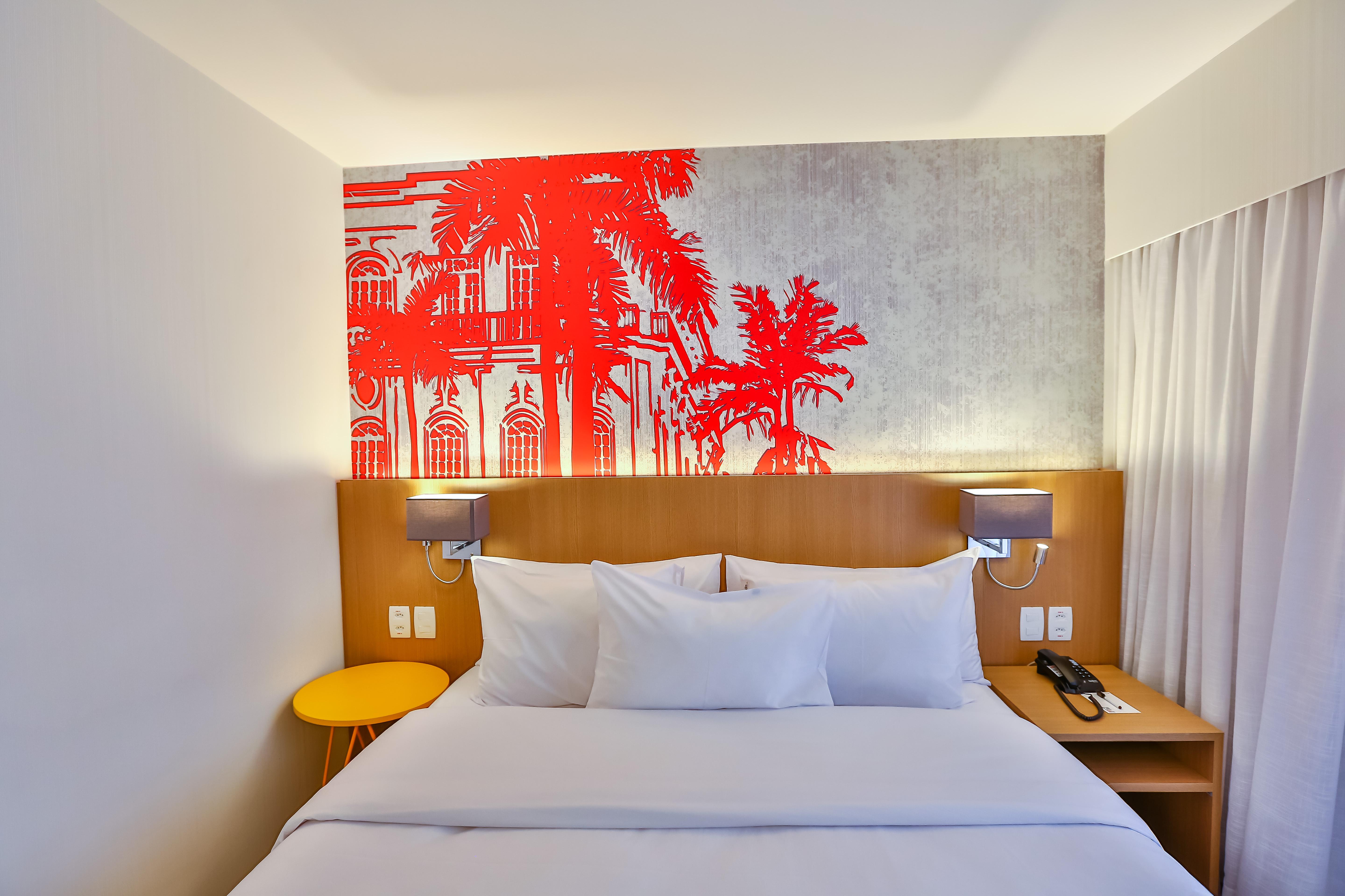 Готель Radisson Red Campinas Кампінас Екстер'єр фото A room at the hotel